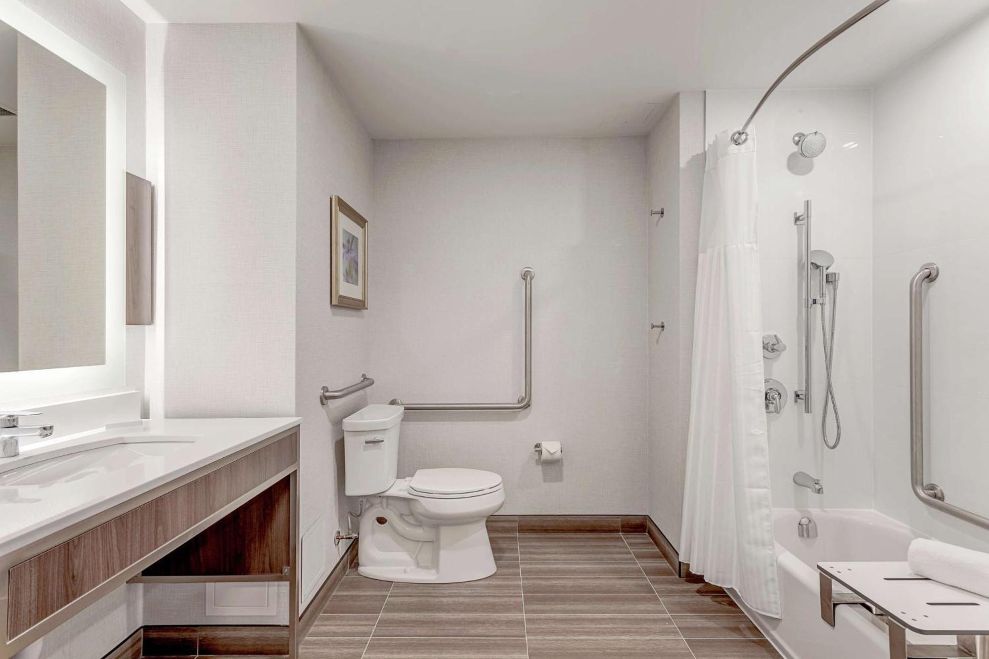 Hilton Garden Inn Toronto/Brampton West, Ontario, Canada Ngoại thất bức ảnh