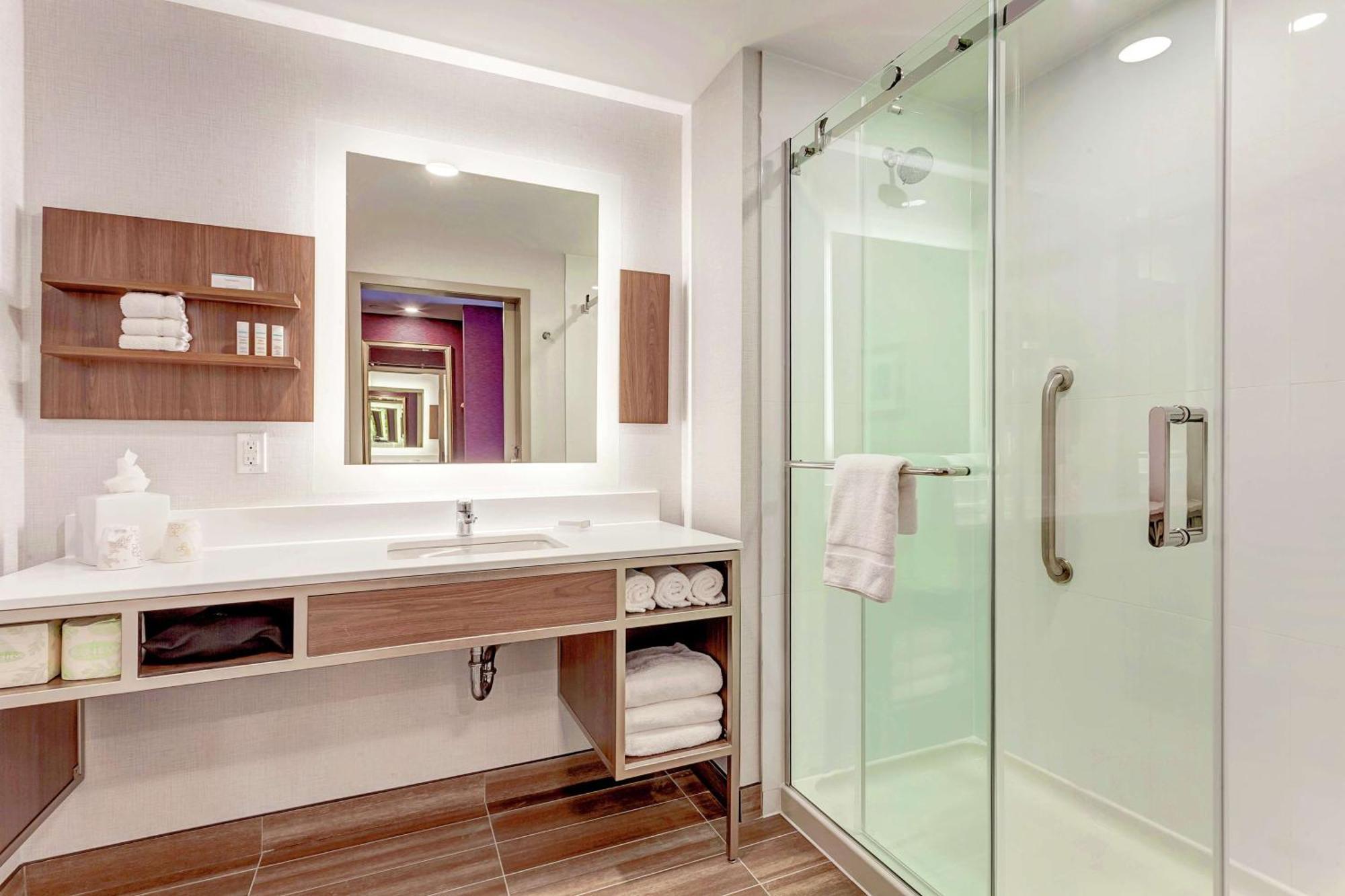 Hilton Garden Inn Toronto/Brampton West, Ontario, Canada Ngoại thất bức ảnh