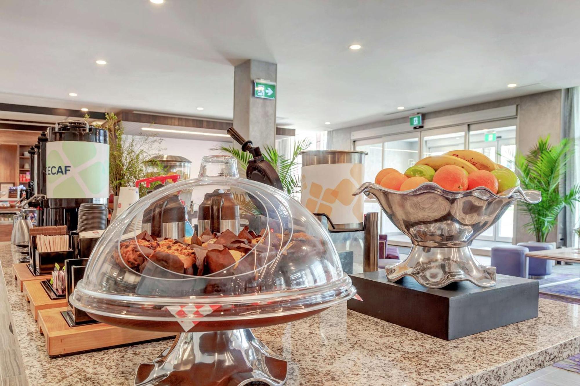 Hilton Garden Inn Toronto/Brampton West, Ontario, Canada Ngoại thất bức ảnh