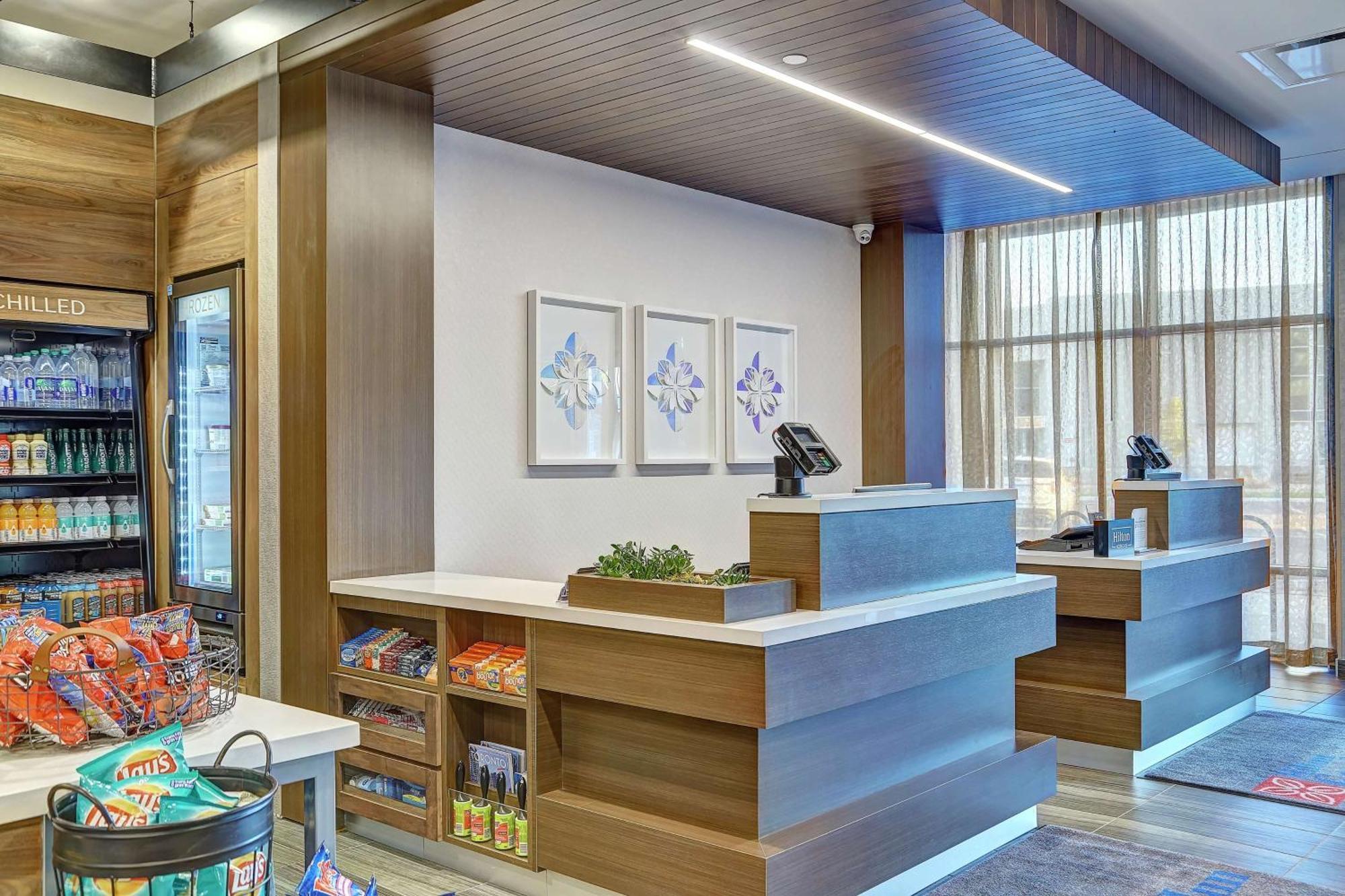 Hilton Garden Inn Toronto/Brampton West, Ontario, Canada Ngoại thất bức ảnh